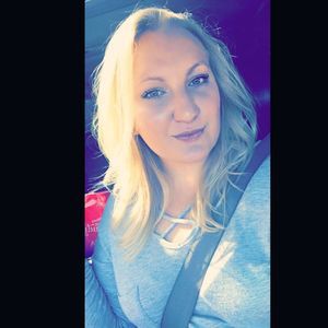 Meet your Posher, Kenzie